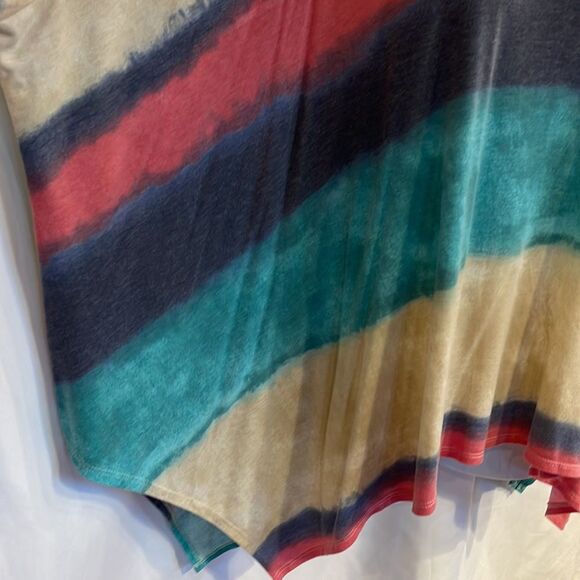 Jodifl flowing oversized top Size Large - Picture 7 of 10